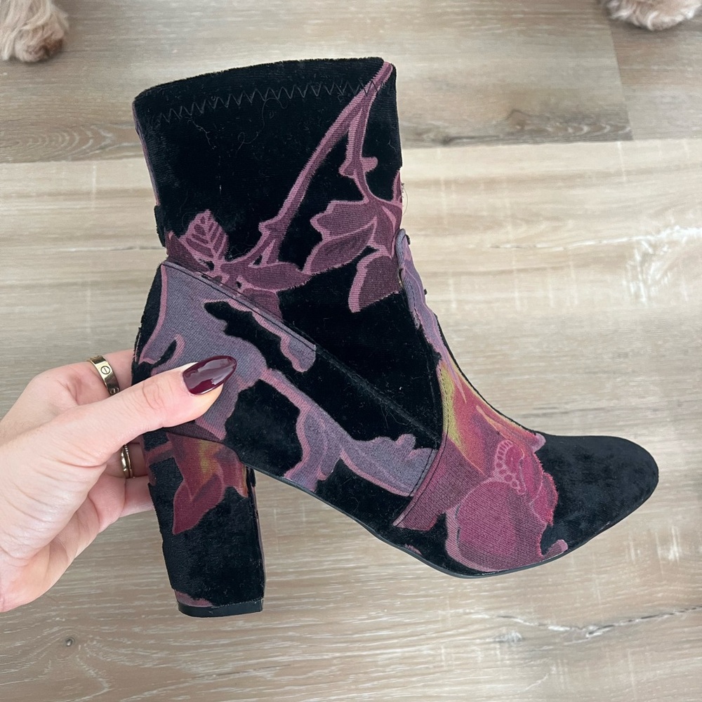 Steve Madden Booties